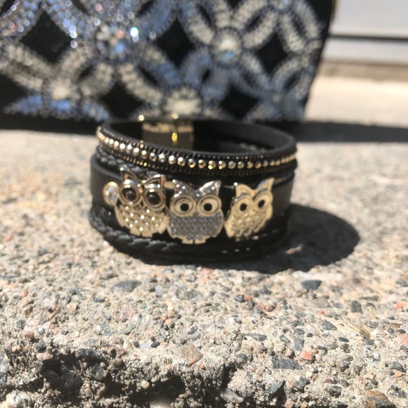 Owl Bracelet - Picture 4 of 4